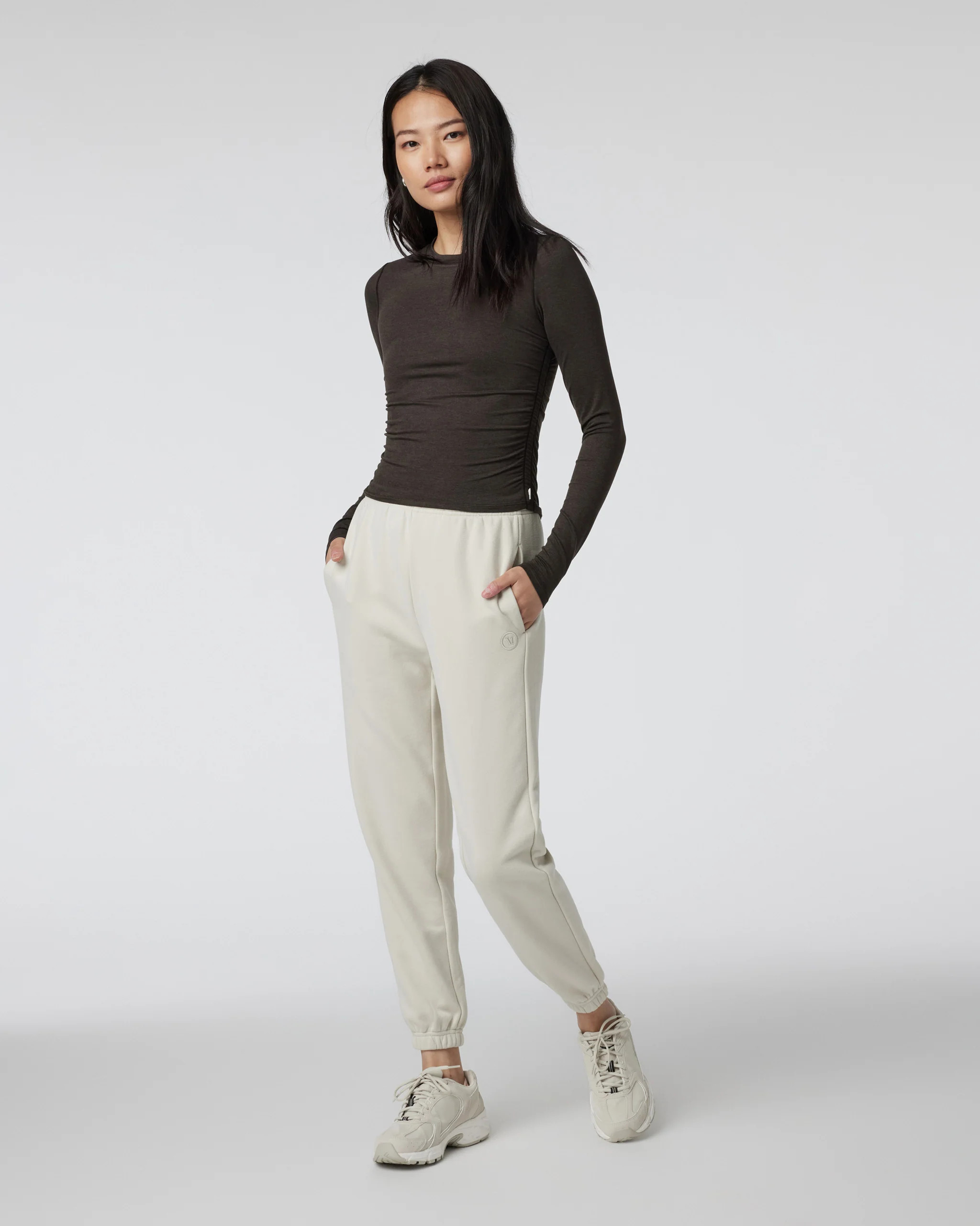 Long Sleeve Halo Ruched Tee | Vuori Clothing (US & Canada)