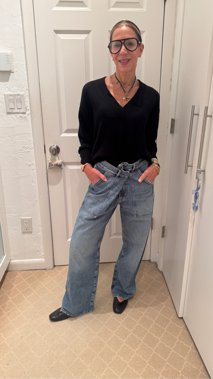 fall look with  my new favorite jeans  #cashmere #denim #flats 

#LTKOver40 #LTKootd
