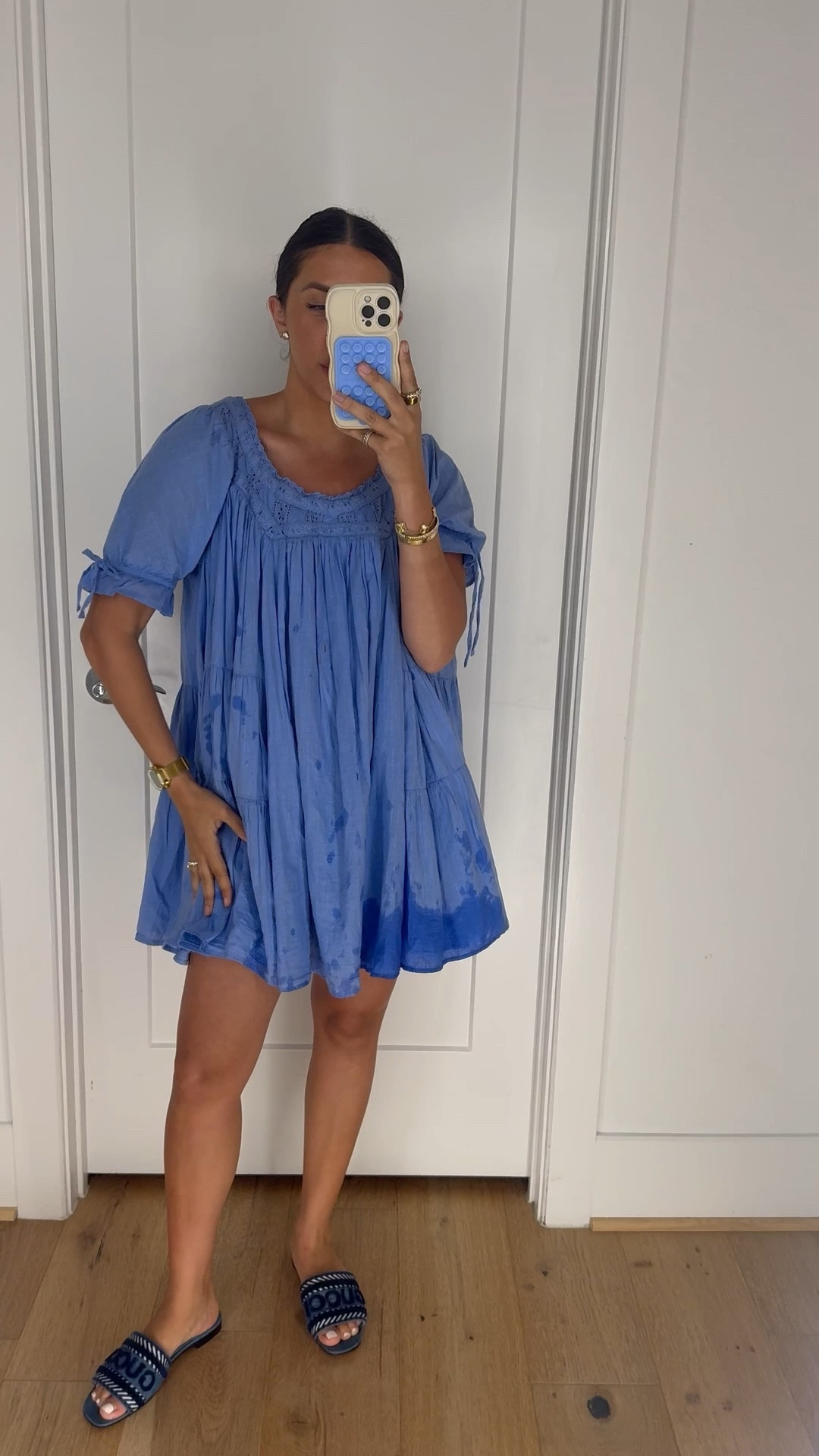 Dress: small

Comfortable and practical fit! Love this color and the sleeves.