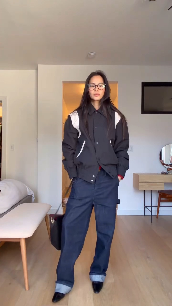 Wearing Everlane and Madewell 🖤  My jacket is J.Linderberg but is completely sold out so I’m linking something similar for you to shop! 





#LTKFindsUnder100 #LTKFindsUnder50 #LTKSaleAlert