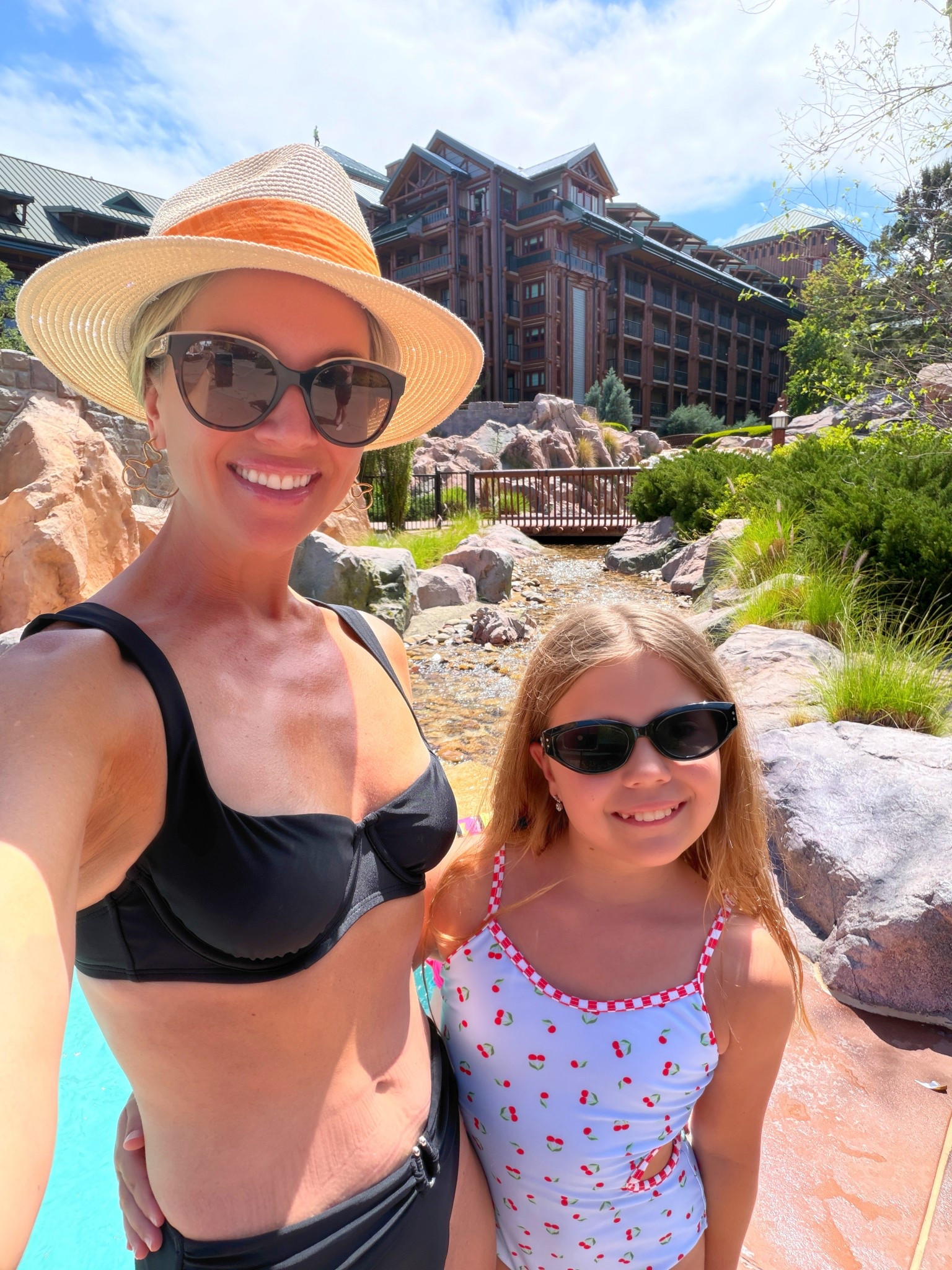 Classics forever 👙🌴🩷

#LTKSeasonal #LTKdayinmylife #LTKKids