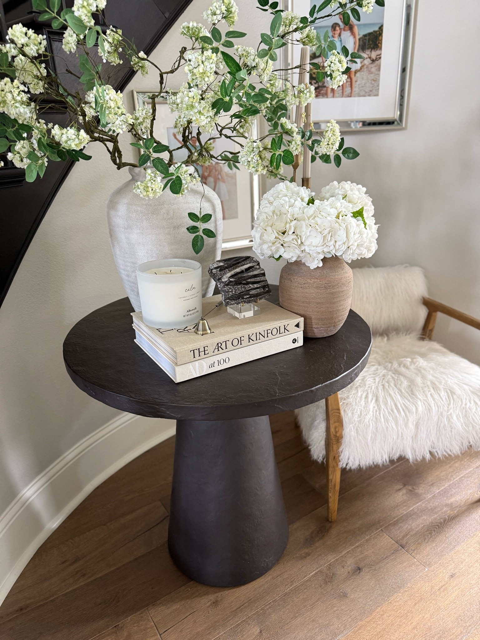 If you’re still in search of the perfect table at the bottom of your stairs this is it! No regret purchase!