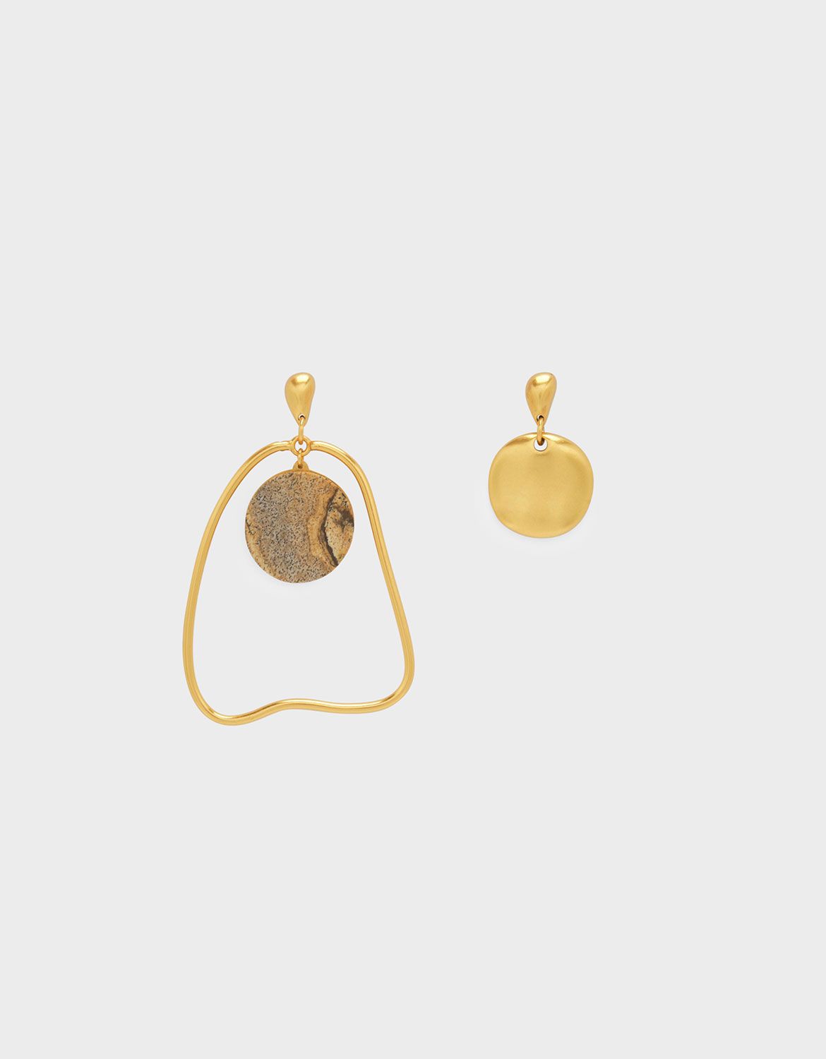 Picture Jasper Mismatch Earrings | CHARLES & KEITH (US)