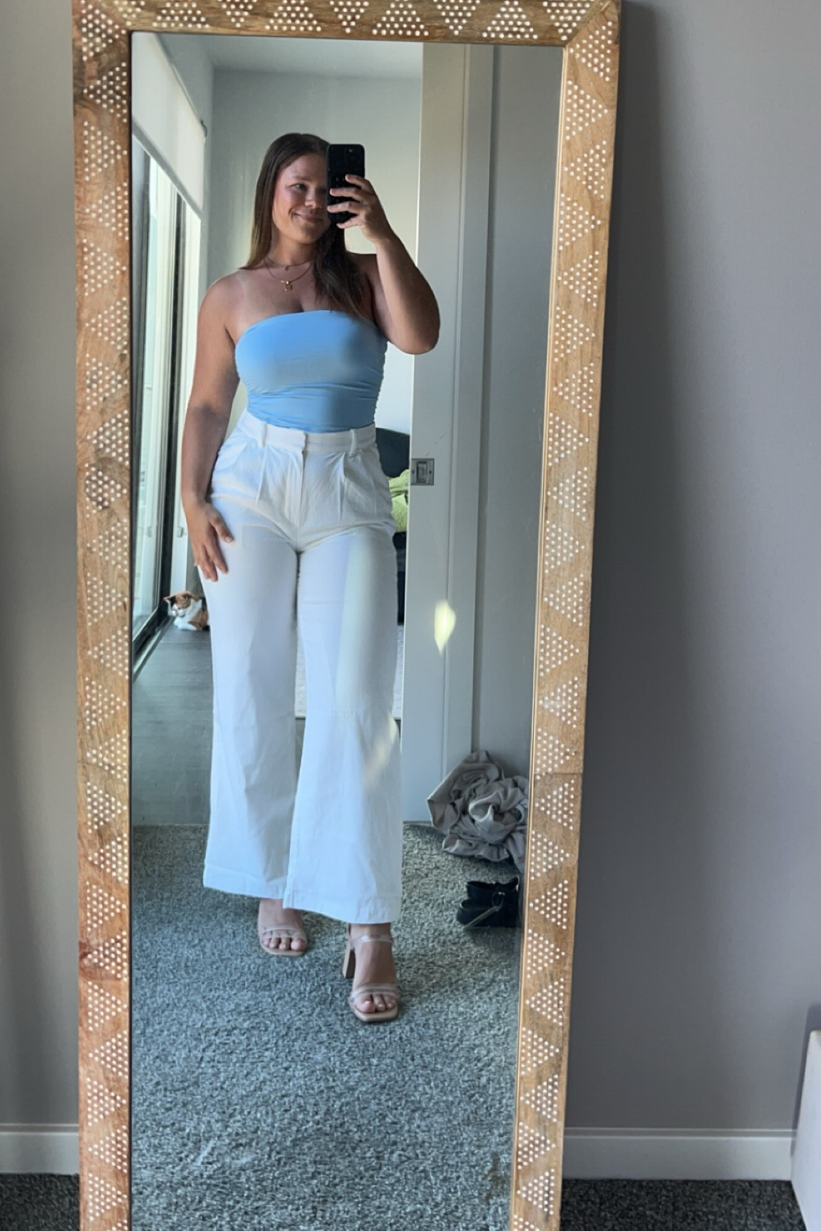 Summer date night outfit 


hollister, hollister style, date night, date night fit

#LTKFindsUnder100