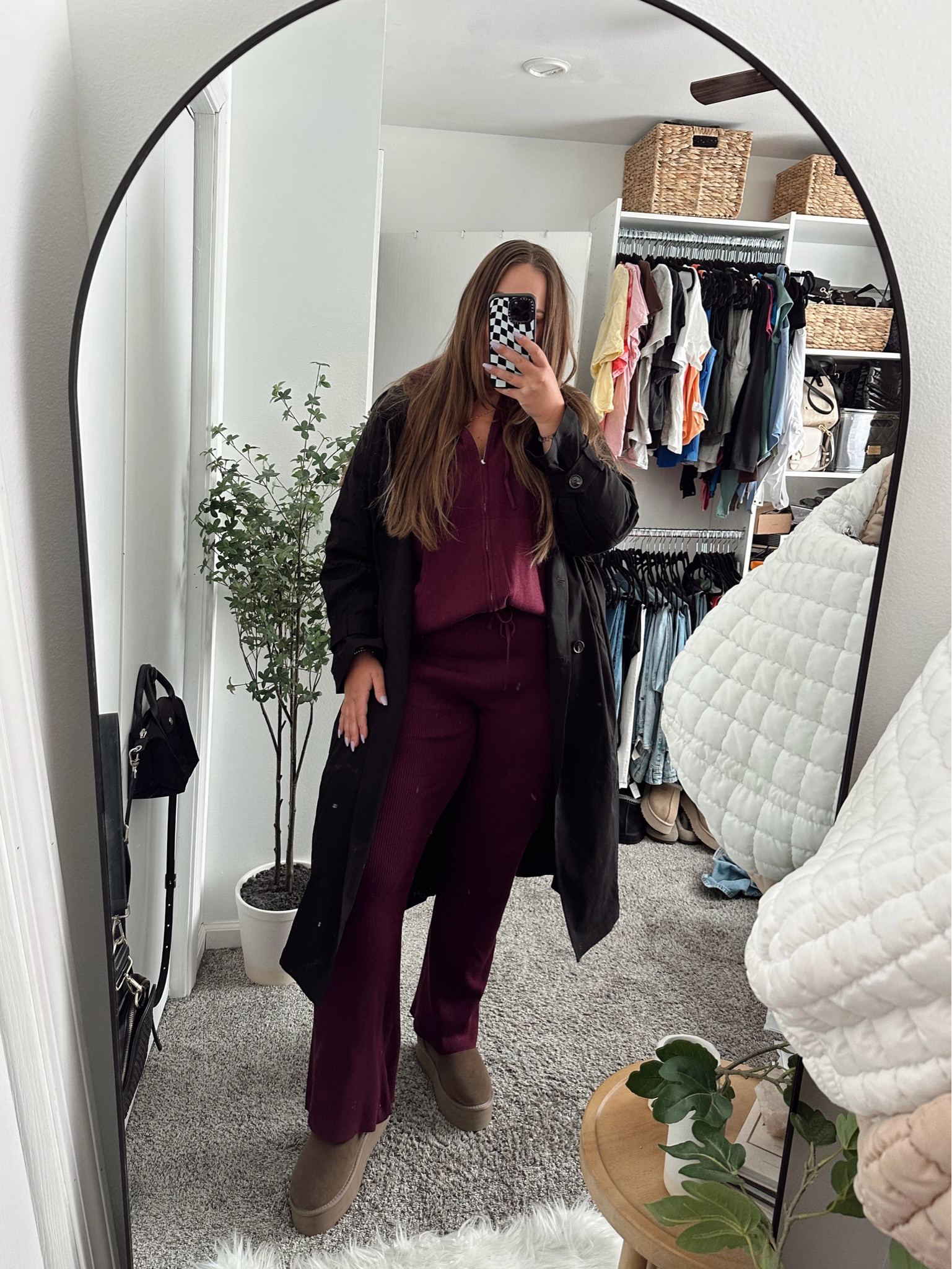 Universal Standard matching set + trencb coat! Got a mystery box - 3x styles! They have a variety of boxes/styles to choose from. Use code: INFS-TAYLER10 for 10% off