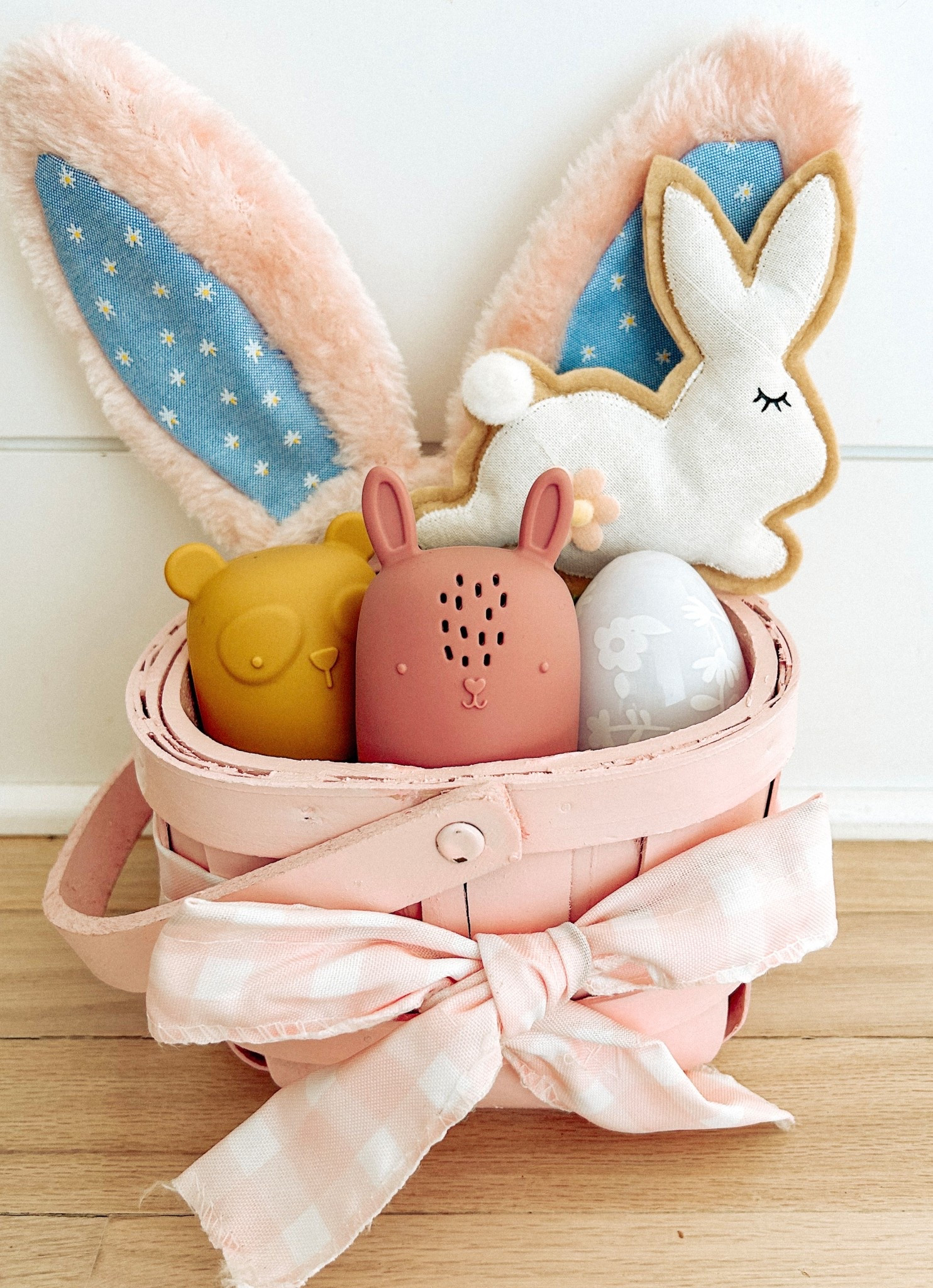 The cutest bath toys that double as Easter eggs! 💁🏼‍♀️


mold-free & silicone for easy cleaning!



Easter, Easter basket, egg hunt, baby Easter gifts, toddler Easter gifts

#LTKKids #LTKBaby #LTKmomlife