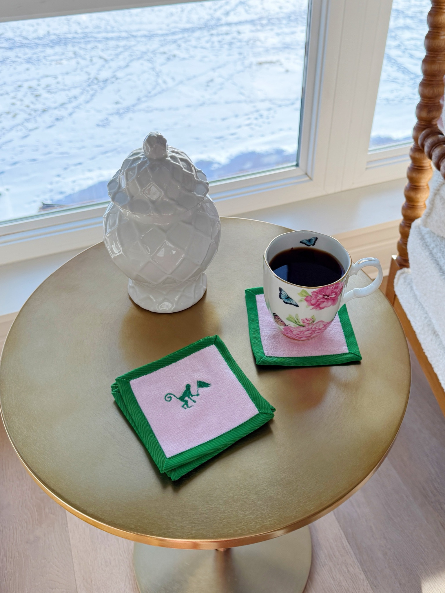 Linking my adorable floral mugs!☕️💐