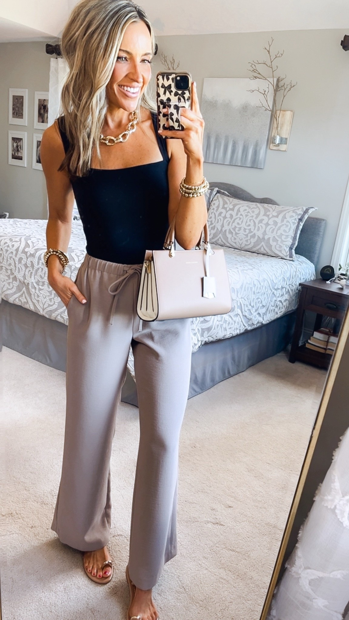 Wrinkle resistant pants you’re going to want in every color! They feel so high end and luxe! Perfect for the classroom, office or travel! I’m wearing xs. Colors: black, mocha & gray morn

#LTKSeasonal #LTKWorkwear #LTKPetite