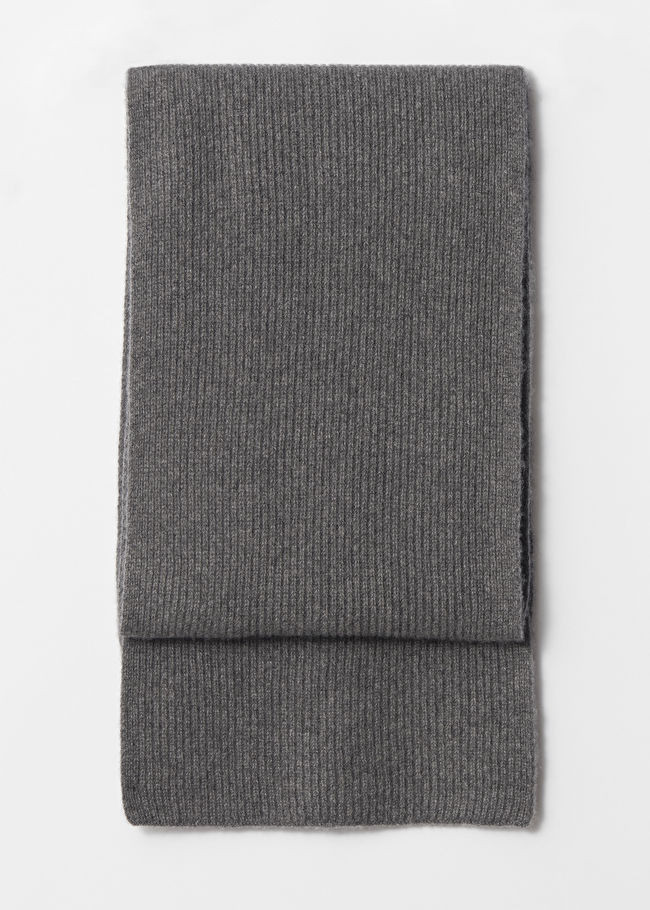 Cashmere Knit Scarf | & Other Stories (EU + UK)