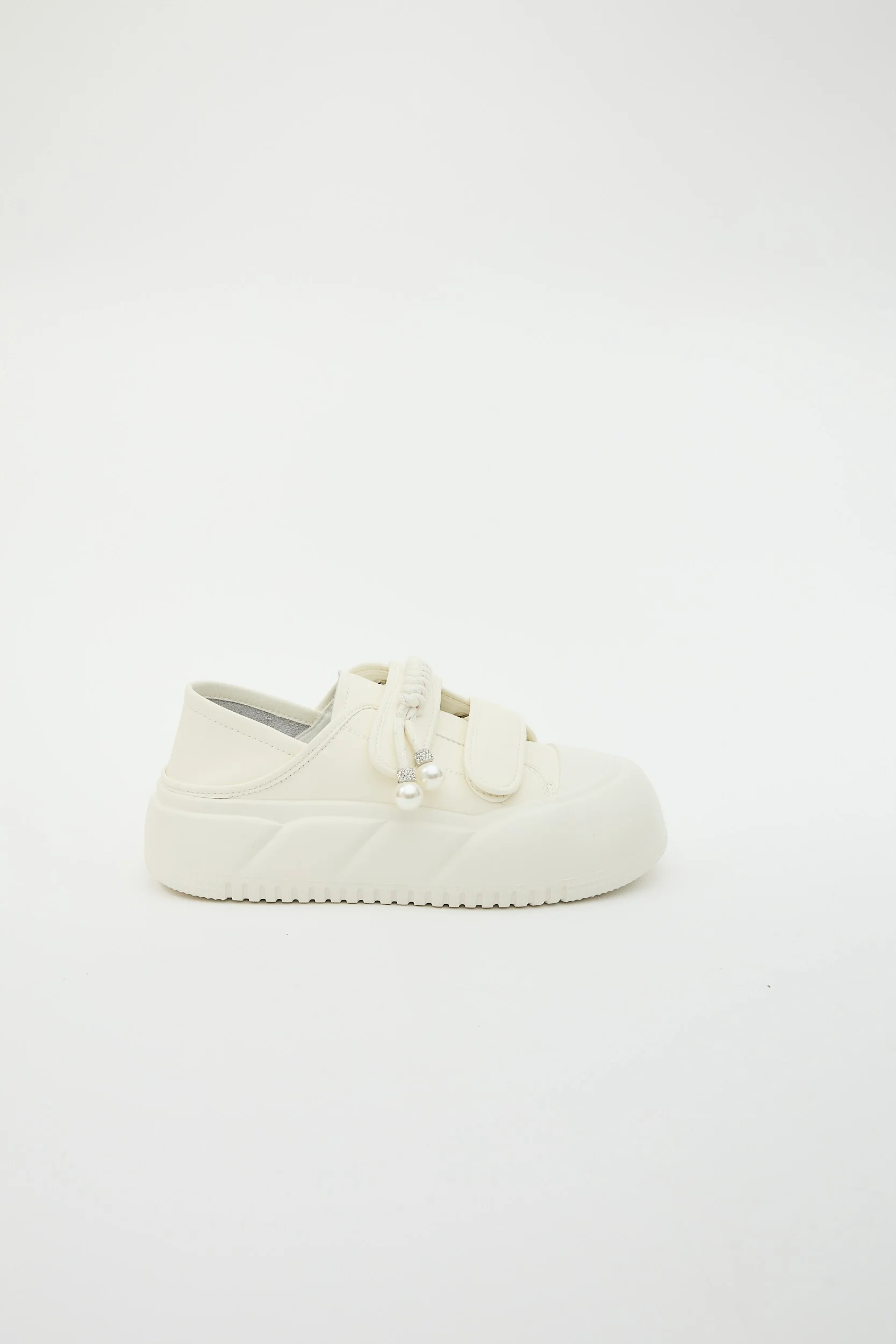 Lonza Callidora White ( USD$154.00 ) - premium women's shoes on lonzashoes.com | Lonza Shoes