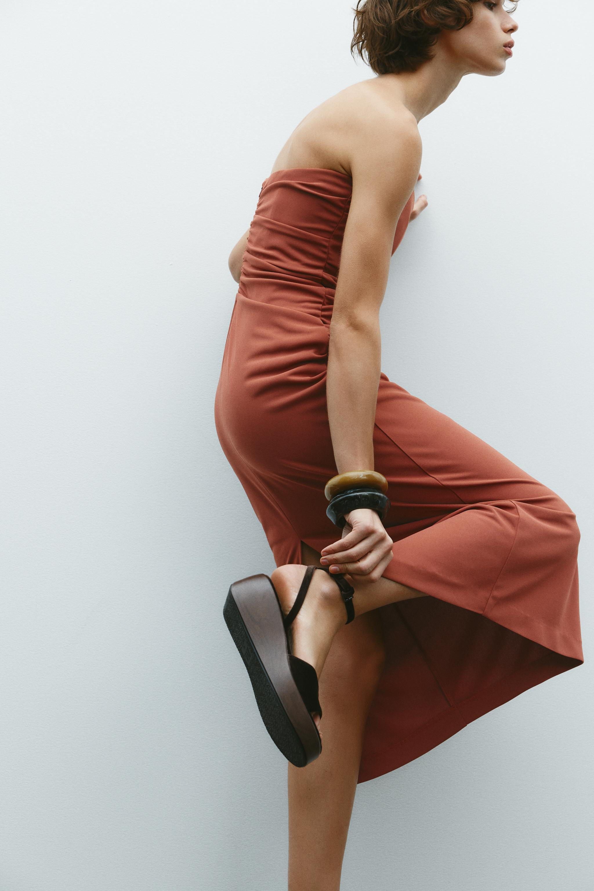 STRAPLESS MIDI DRESS | Zara UK