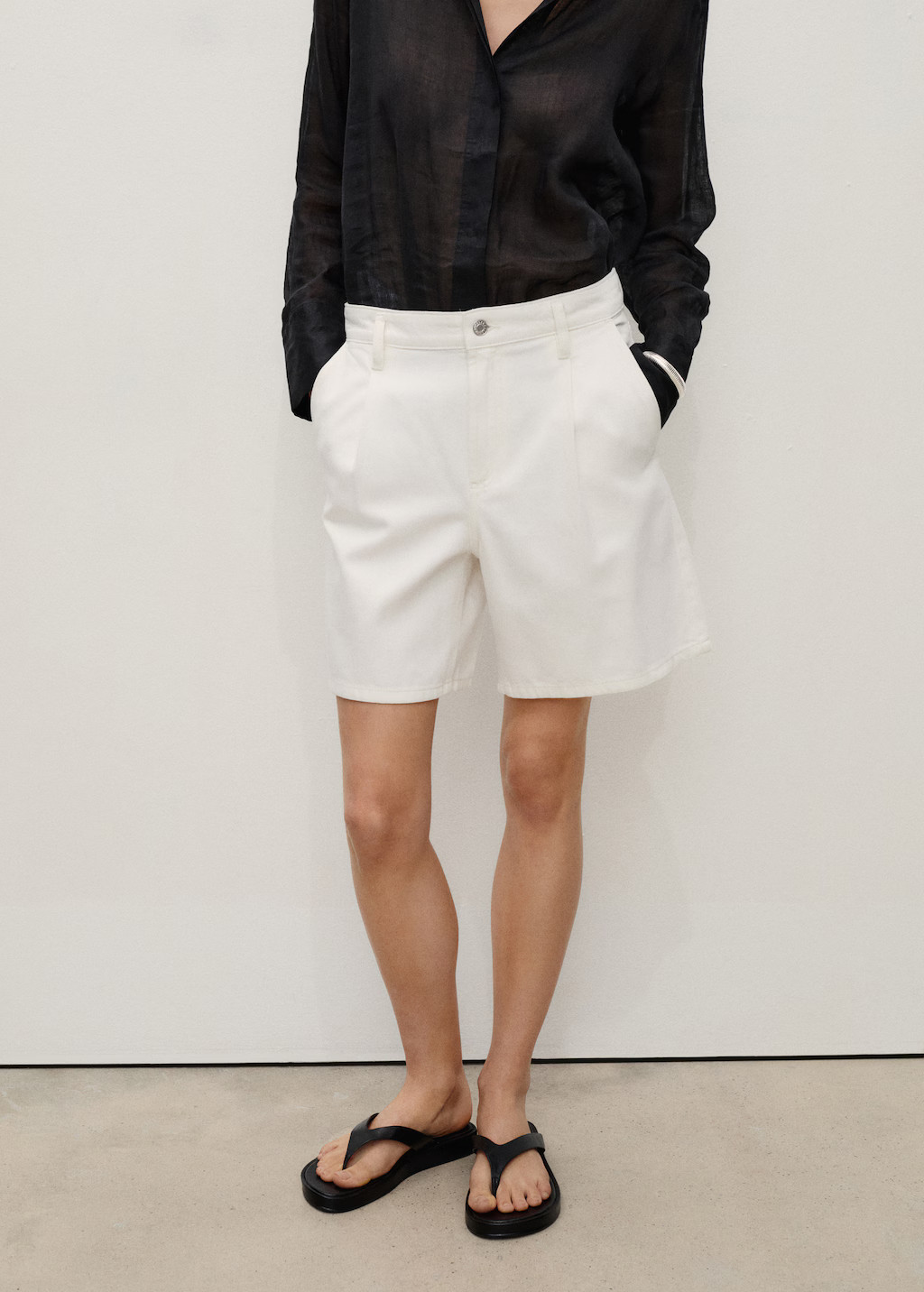 Pleated denim Bermuda shorts - Women | MANGO USA | Mango (US/MX/AU)