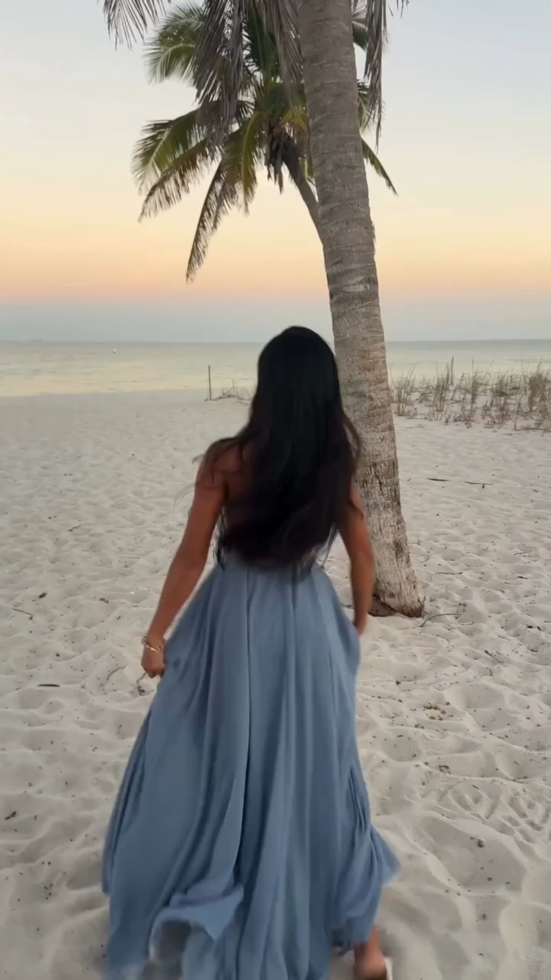 This is me… happy. x

Dress: @lulus