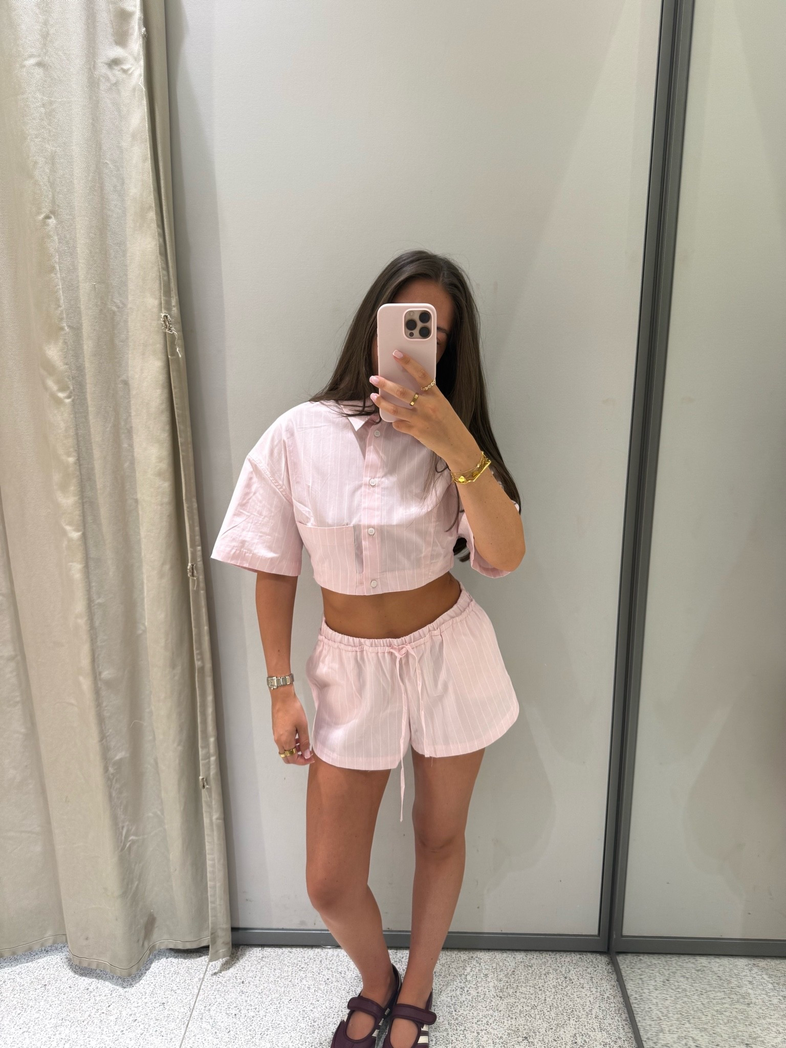 Summer outfit Summer shake – cold – pink cold – crop shirt – mini short – festival – holiday outfit – vacation

#LTKsummer #LTKstyletip #LTKfestival