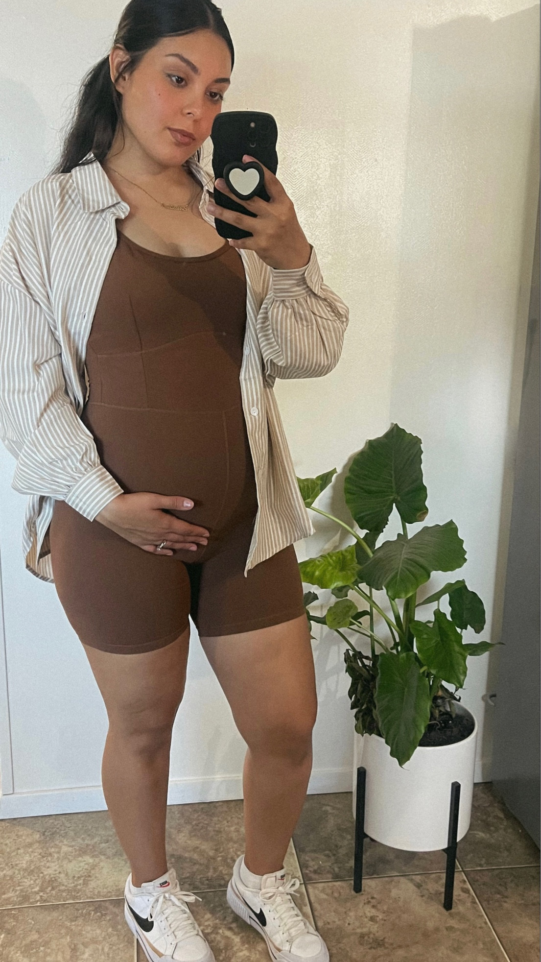 Todays ootd 🤎
Shein Glowmode is comparable to Lululemon, for a more affordable price but still so buttery soft and great quality 

#ootd #maternityoutfit #casualoutfit #lulelemondupe #lululemon #traveloutfit #summeroutfit #vacationoutfit #glowmode #activewear

#LTKFind #LTKfit #LTKbump