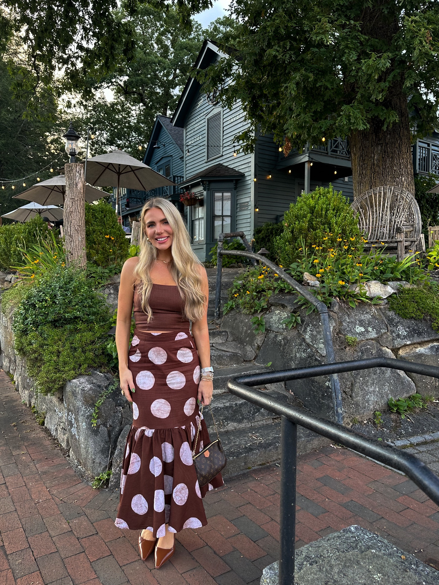 spotted! in polka dots 🟤⚪️🟤⚪️🟤

I am a polka dots lover through and through, so lucky for me this classic print seems to be having major moment in pre-fall fashion. I knew I was going to finally re-wear an old B&W polka dot dress for our friends’ black tie wedding reception, so I decided to make it my weekend theme with this fun brown and white polka dot skirt to the welcome party.

PS - this was our first time to the Highlands and I am OBSESSED. More coming on some of my fav local spots later! 

Wedding guest outfit, black tie wedding, wedding guest dress, skirt set, brown outfit, polka dot skirt

#LTKTravel #LTKWedding #LTKSeasonal