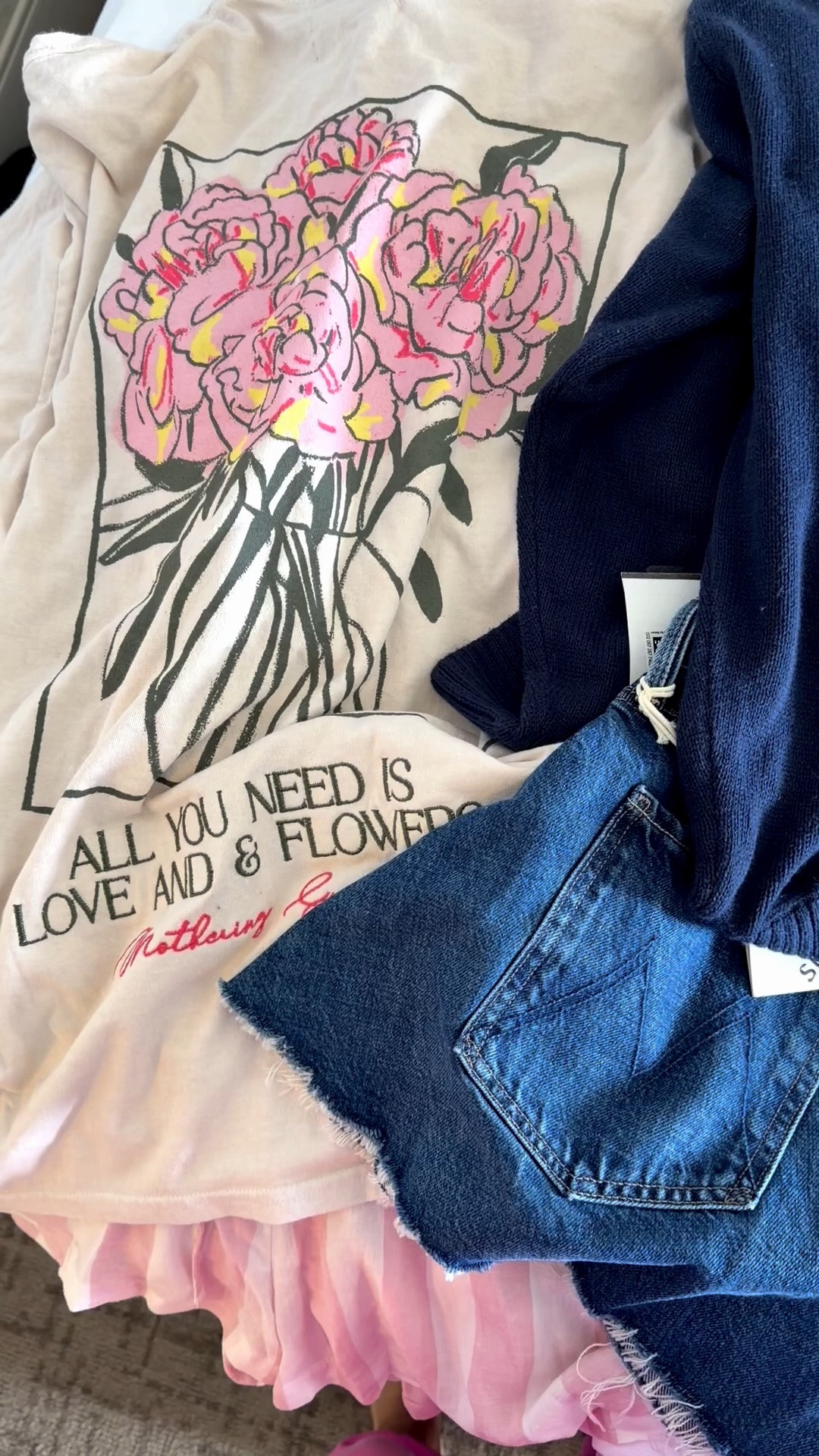 My shopping haul! 🛍️ My favorite find were these jeans shorts, they are very flattering on and I got them on sale. ❤️

#LTKmomlife #LTKstorytime #LTKSeasonal