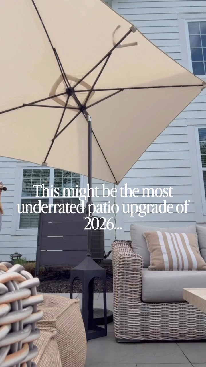 You don’t realize what your patio is missing… until the sun goes down.

I thought it was “just an umbrella” too.
Now it’s the reason we stay outside way longer than we planned.

No cords. No effort. Just that soft glow that makes everything feel… better.

And somehow it makes the whole space look more expensive at night 🤌🏼

If you’ve been trying to make your patio feel finished… this is it.

Comment UMBRELLA and I’ll send you the link 🖤