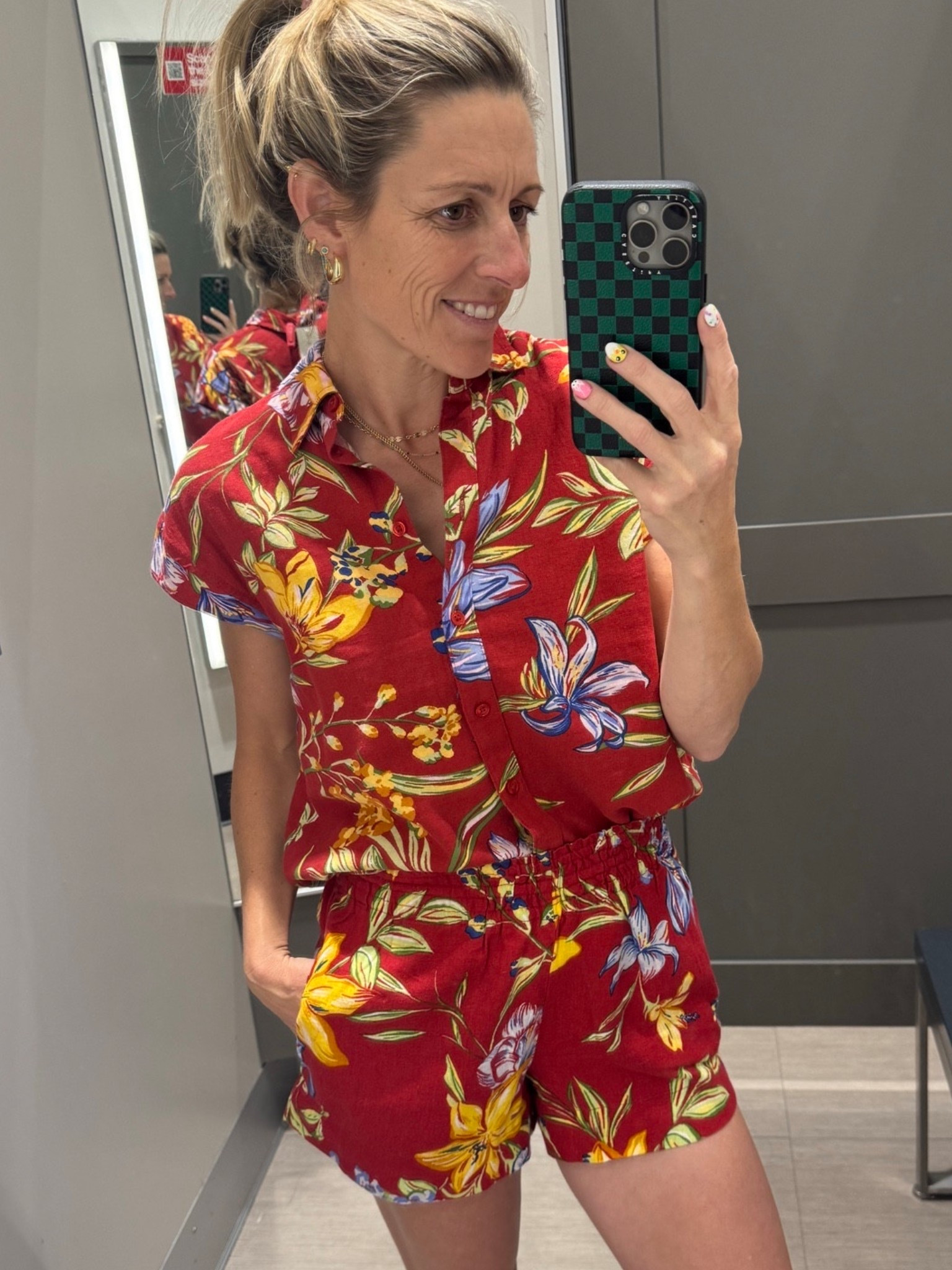 Target matching sets I kind of love!  If you’re still looking for last-minute spring break outfits, here’s a great bold vibrant floral set.  

#MatchingSets #SpringBreakOutfits #VacationOutfits #TargetOutfits #TargetStyle  @Target ￼

#LTKmomlife #LTKSeasonal #LTKTravel