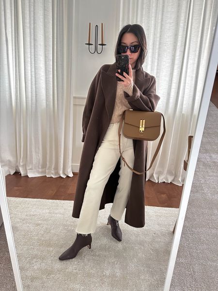 Pointed boots styled. 

Coat - Gentle Herd xs
Sweater - Filoro Cashmere small
Jeans - DL1961 25
Boots - J.crew 5
Bag - DeMellier
Sunglasses - Celine 

Petite style, tonal style, neutral outfit, capsule wardrobe, minimal Style, street style outfits



#LTKshoecrush #LTKstyletip #LTKitbag
