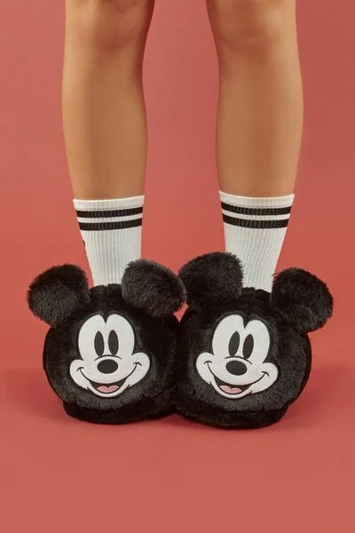 Disney Mickey Mouse House Slippers | Forever 21 | Forever 21 (US)