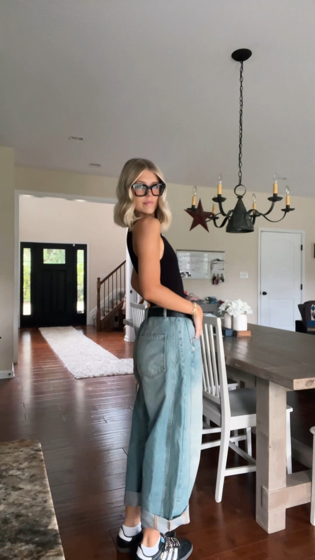 Barrel jeans forever + ever!!! I adore these! I’m in a 28, I like to roll the waistband or even add a vest to elevate the look🫶🏼

#LTKFindsUnder100 #LTKNYFW #LTKSeasonal