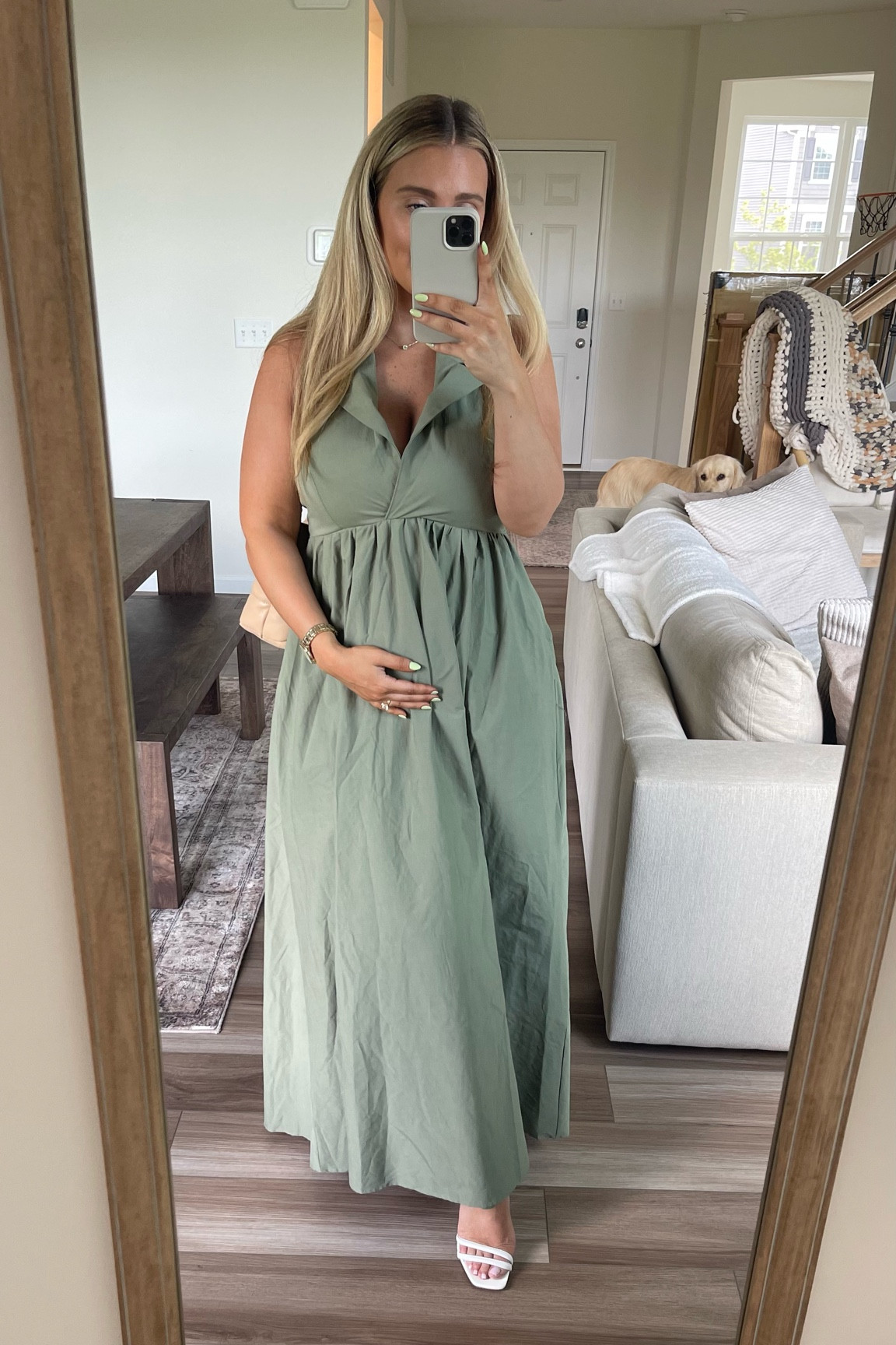 Cutest dress for a growing mama! 