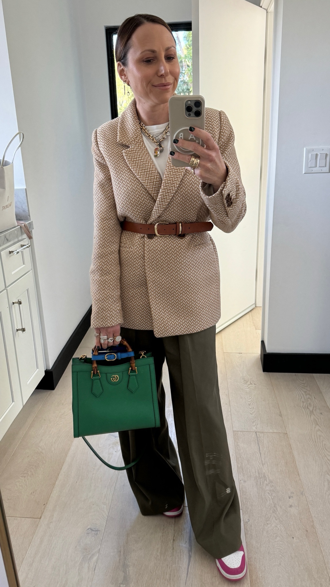 Keeping it profesh and fun on my way to work.  Always have to add a pop of pink no matter how “neutral” I’m going.  

#LTKshoecrush #LTKstyletip #LTKworkwear