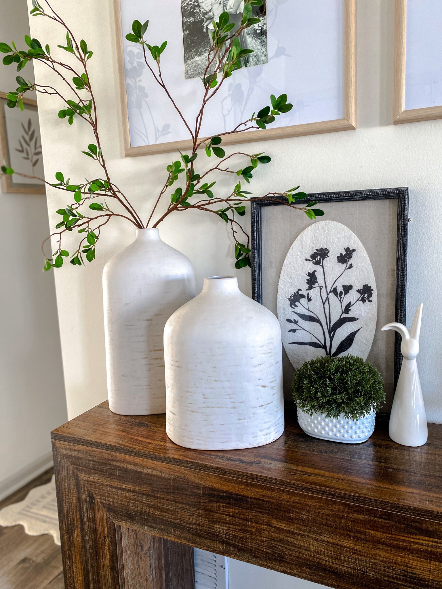 TJMaxx & Walmart has some of the cutest Spring/Easter decor right now !🐰 🌱