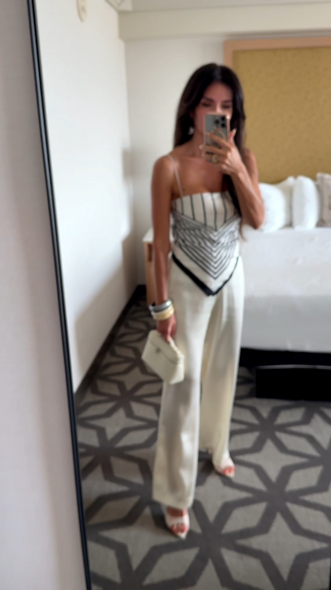 You’ll want to get TONS of scarves now! The trick with support under a scarf top, is in the bandeau- get one with straps!! You’d be secure and look so chic.🙌
Earrings by @mayafasthoff 
Fits @mango


Summer outfits / scarf top / scarf outfits / vacation outfits

#LTKOver40 #LTKTravel #LTKootd