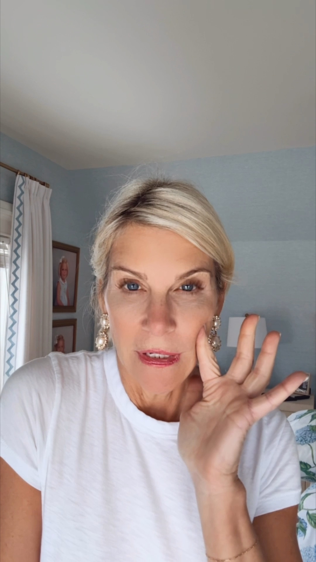 Put on a fancy jacket with a pair of jeans….just because!  These Paige Anessa  jeans are the best and with this jacket from Benaar….they’re even better!!

#LTKootd #LTKOver40 #LTKTravel