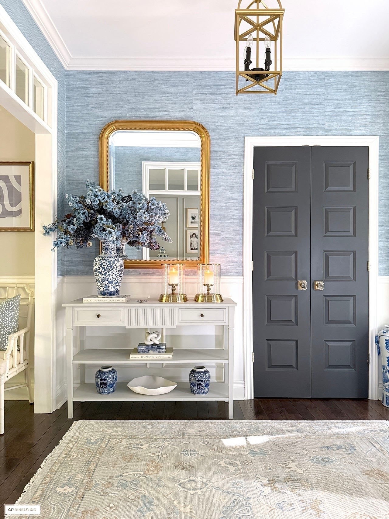 From last year! Fall entryway decor in blues! Gorgeous oversized florals and ginger jars are always a favorite!💙💙💙

Home decor, home finds, home style, home inspo, fall decor, fall home, coastal fall, chic home, chic decor

#LTKSeasonal #LTKHome