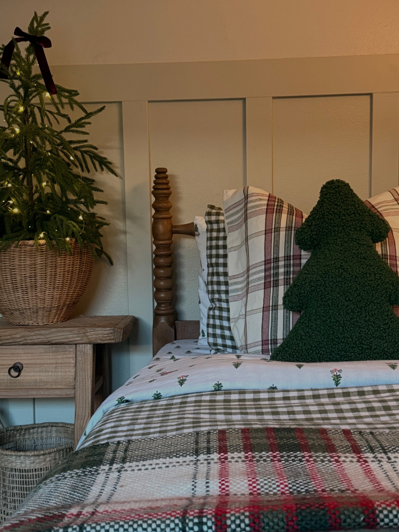 Boy bedroom Christmas holiday inspiration 

Boy holiday bedroom inspo, modern Christmas bedroom, cozy winter bedroom ideas, teen boy holiday decor, festive bedroom styling, simple Christmas room aesthetic, neutral holiday bedroom, winter bedroom vibes, Christmas decor inspiration, holiday room makeover, seasonal bedroom décor, minimalist holiday bedroom style.

#LTKSeasonal #LTKHoliday #LTKHome