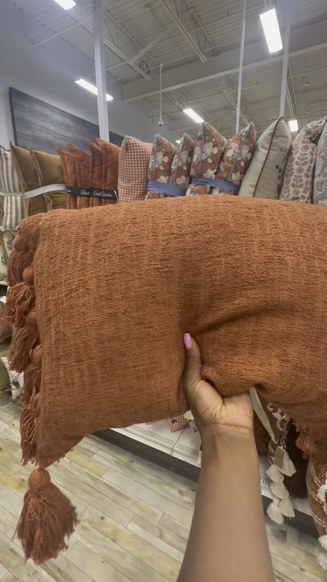 Cozy autumn layers with rich 
textures, warm tones, and little details that make a space feel like home.

#LTKHome #LTKSeasonal