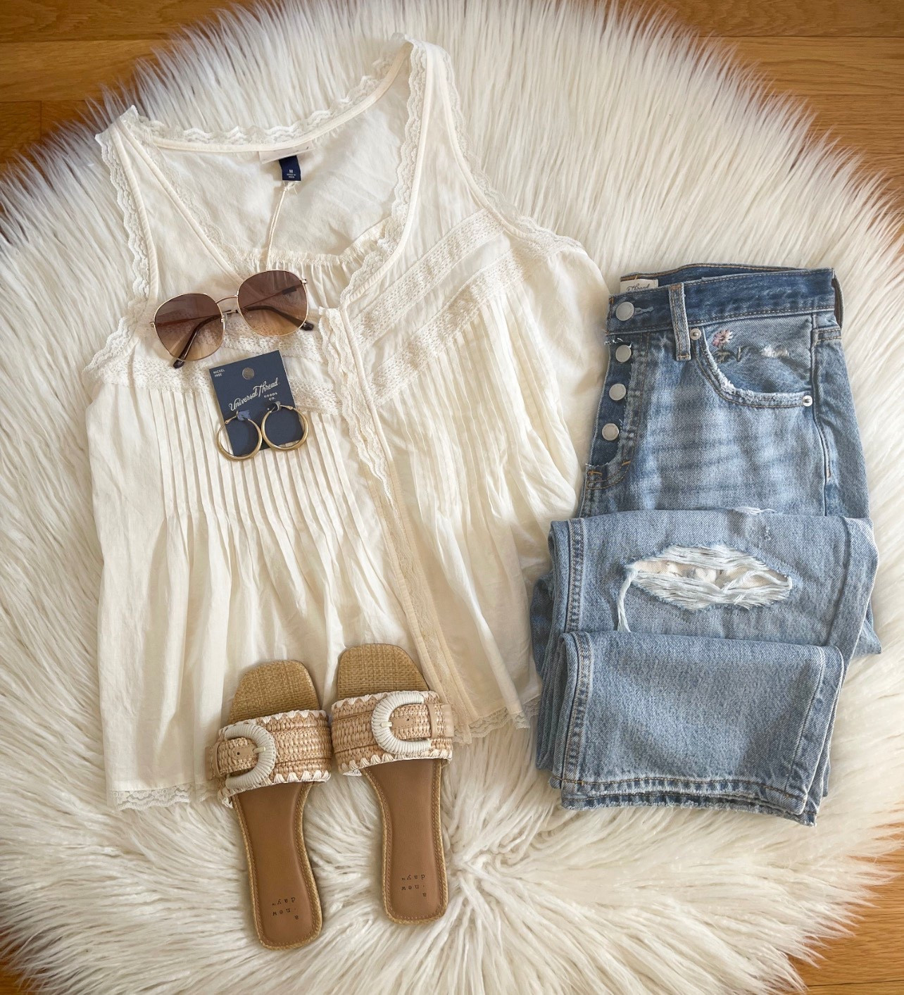 Here’s a fun Spring Look! 🤍

#LTKootd