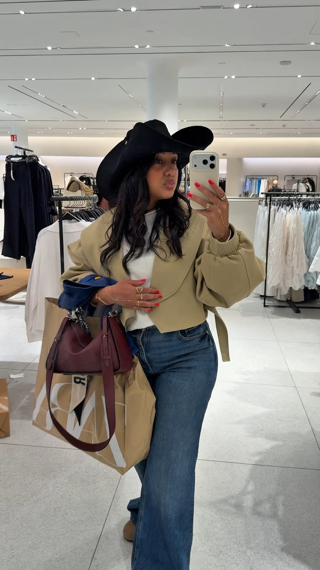The way I ran to check out to get this hat 

#LTKTravel #LTKSeasonal #LTKootd