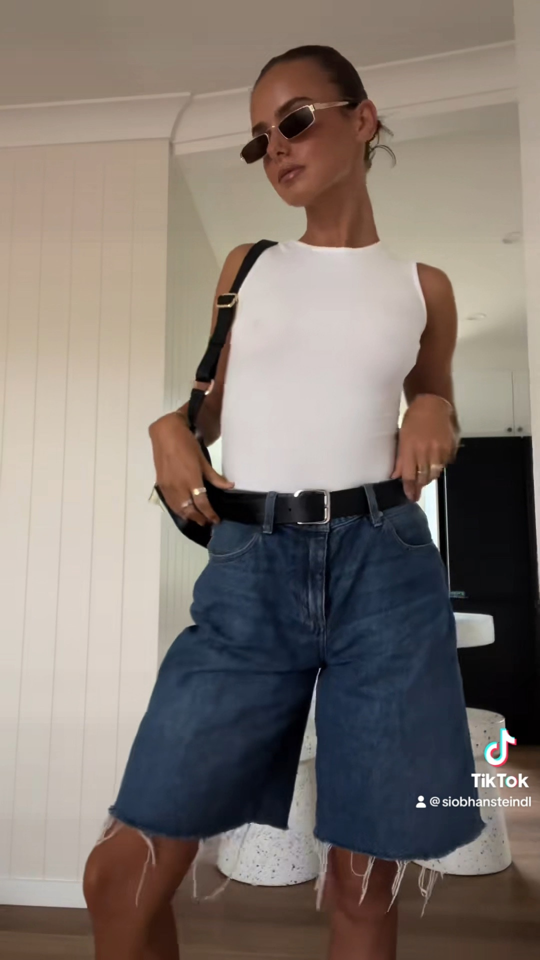 Wrangler Australia - Mid Farrah Shorts 💙 

#LTKSpringSale #LTKSeasonal #LTKVideo