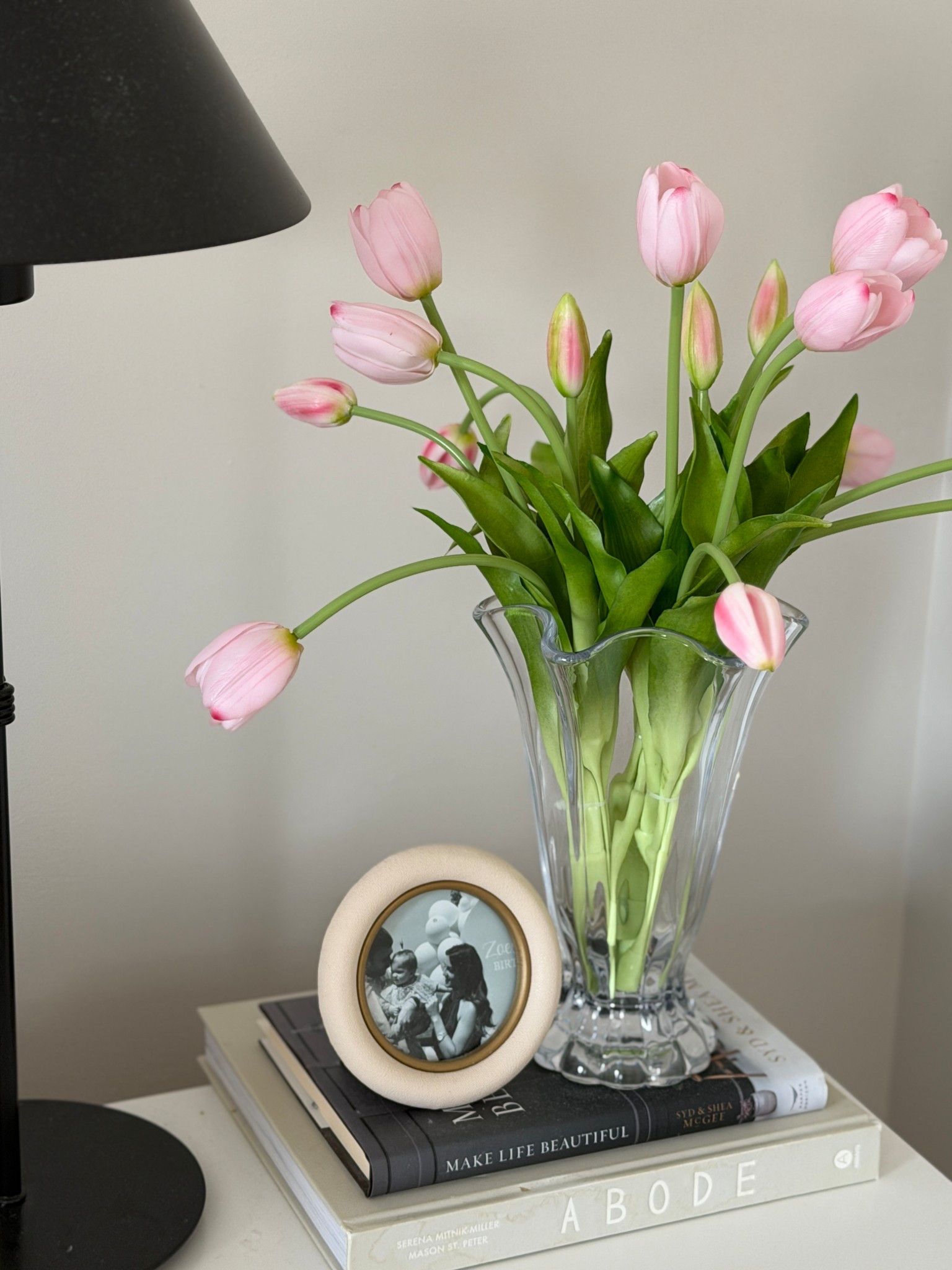 Florals, faux flower stems, tulips, Amazon, home decor, spring decor, Easter, vase, night stand

#LTKU #LTKHome #LTKSaleAlert