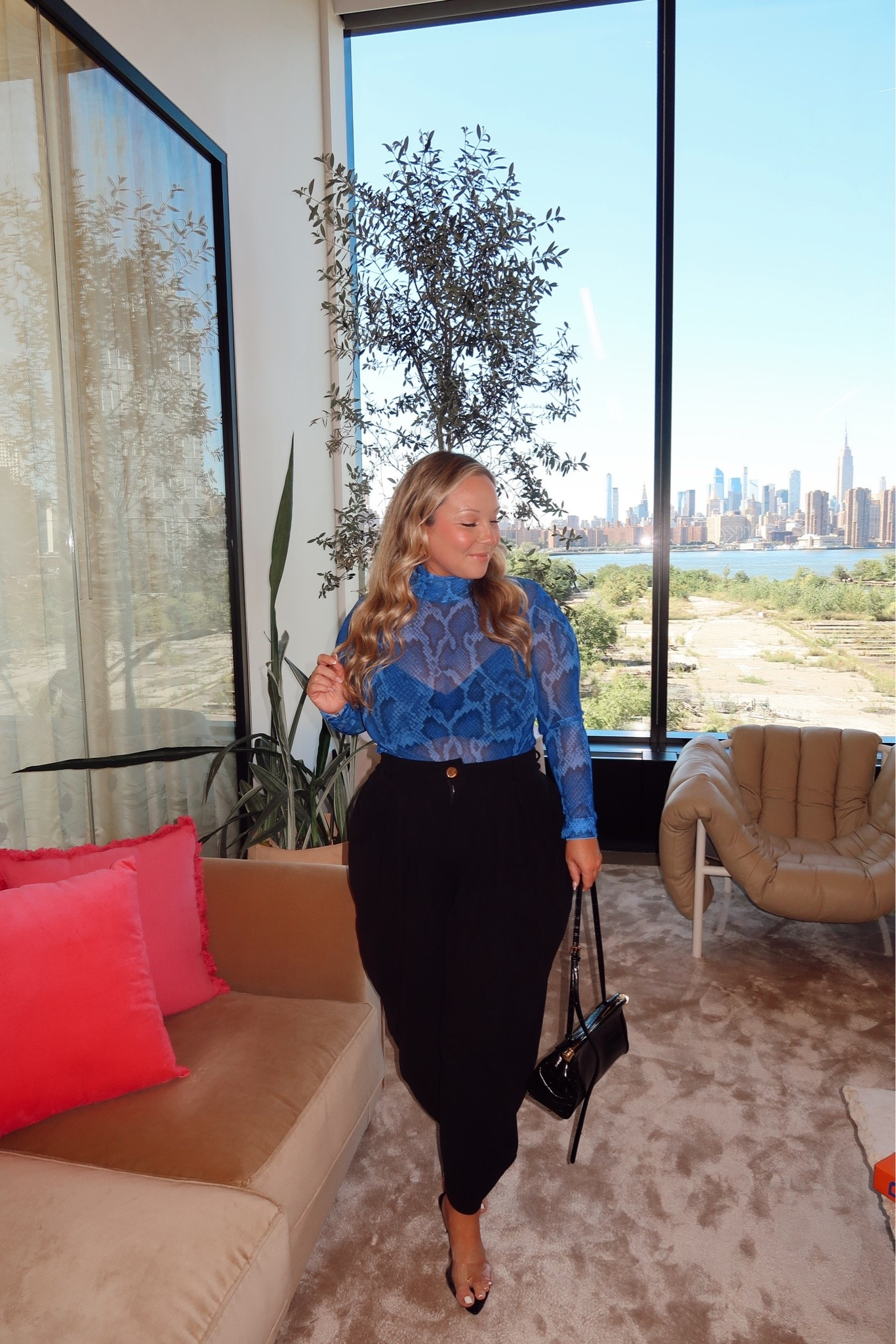 @AFRM top size XL 
Amazon pants part of a set size LARGE 
@Anthropologie Heels I sized up half size 

Fall style, fall outfit, NYFW, petite style, date night outfit, Amazon fashion, fall trends, midsize style

#LTKMidsize #LTKPetite #LTKOver40