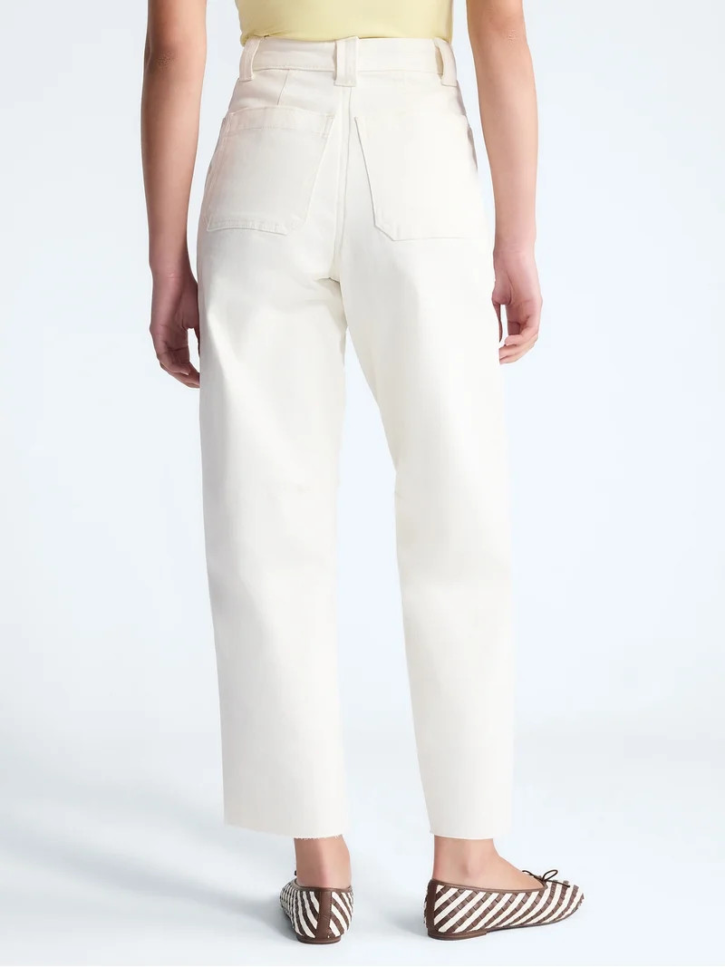 Free Assembly Women's Cropped Carpenter Barrel Jeans, 27" Inseam, Sizes 0-20 | Walmart (US)