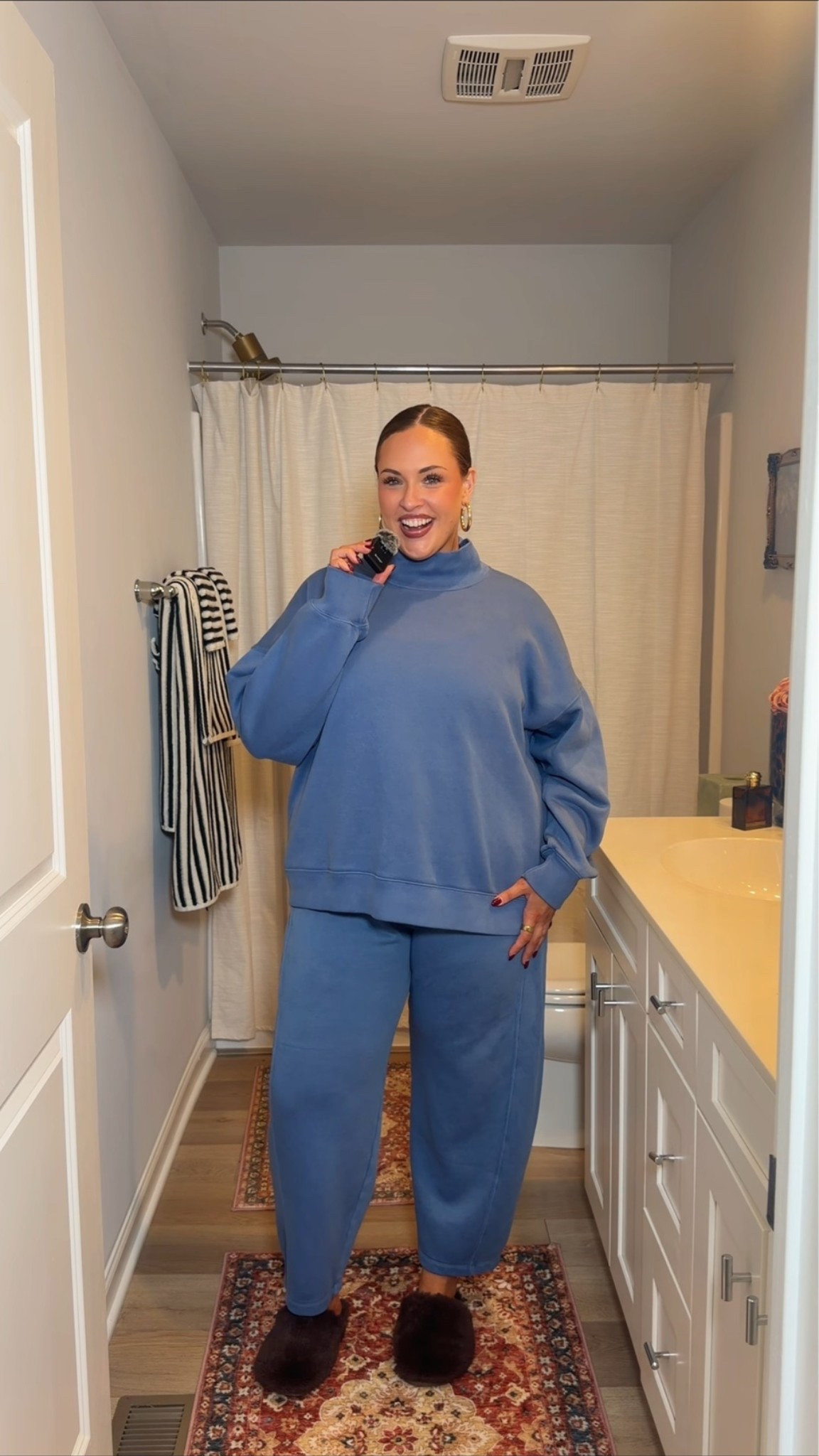 Wearing an xl!

#LTKPlusSize #LTKMidsize #LTKSaleAlert