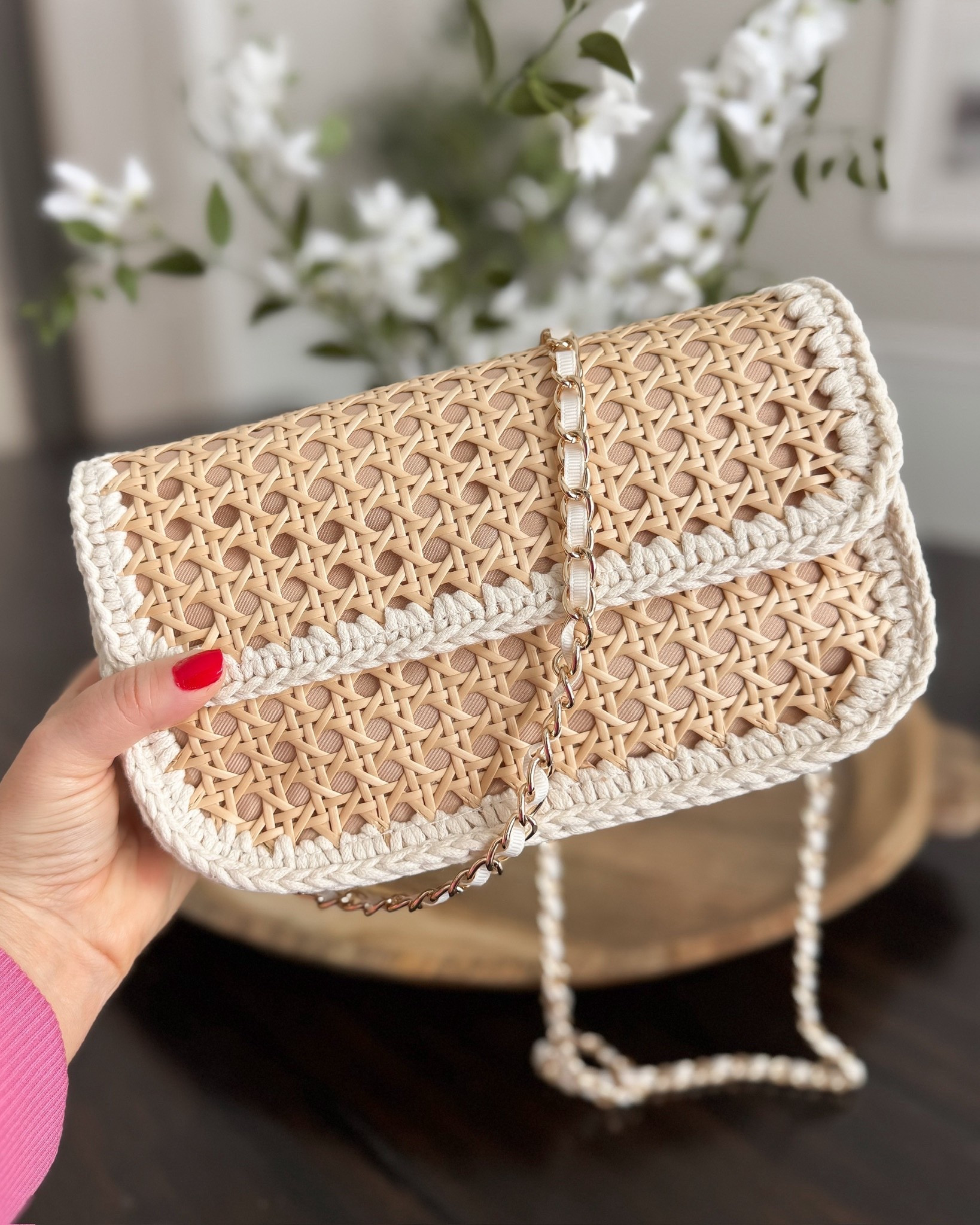 This little woven bag is so cute for spring and summer, it adds the perfect texture to any outfit and instantly makes everything feel more styled. The neutral tones go with literally everything, and it’s the perfect size to carry your essentials without feeling bulky.

woven bag summer bag straw bag neutral accessories spring accessories crossbody bag everyday bag chic accessories vacation style amazon fashion lovelylifestyling 

#LTKMothersDay #LTKSeasonal #LTKOver40