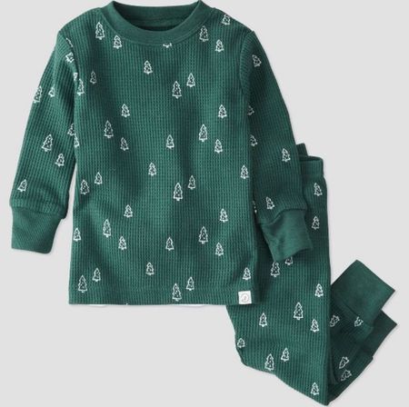 The cutest toddler Christmas pajamas set

#LTKSeasonal #LTKHoliday #LTKkids