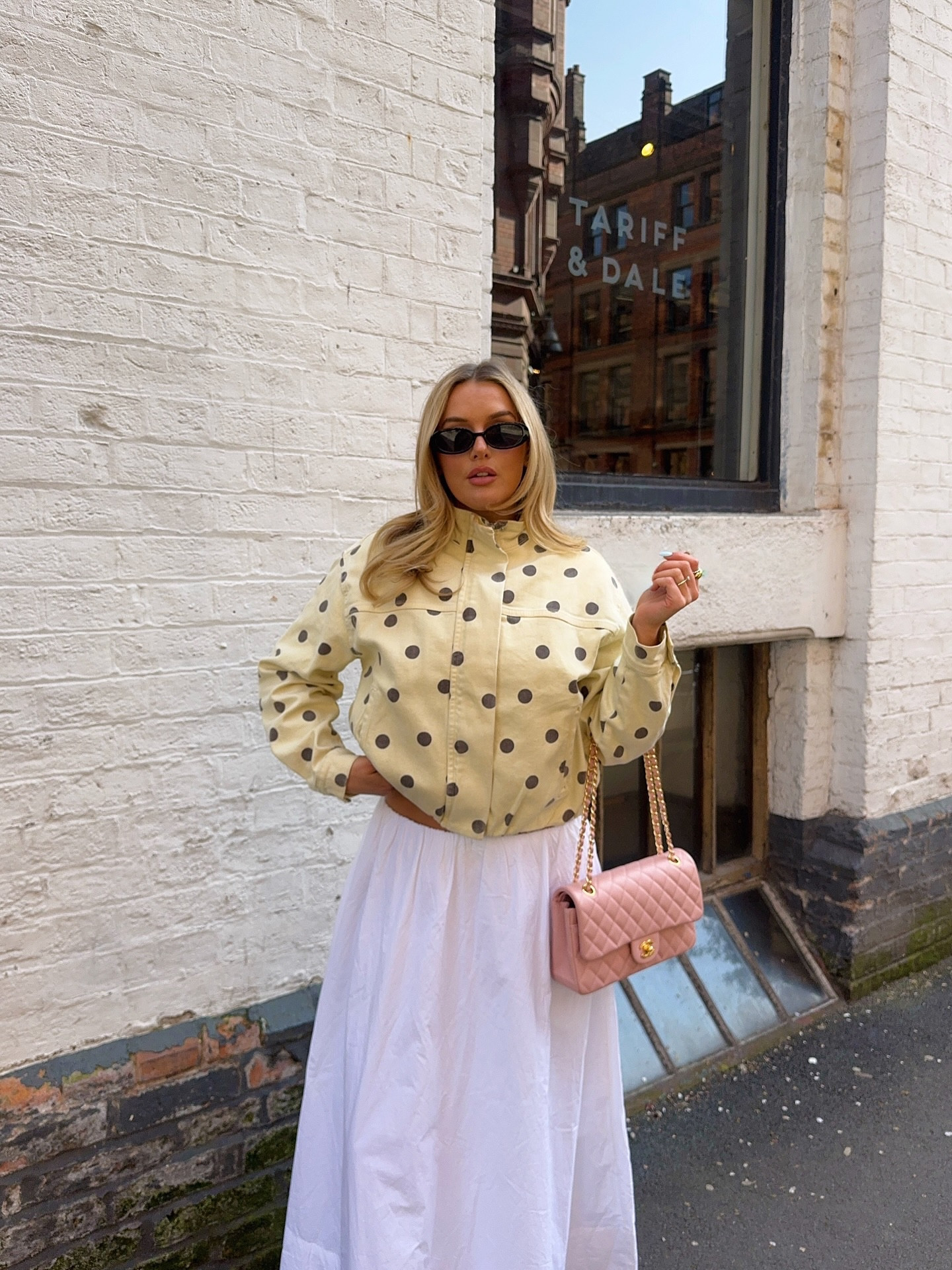 when people say i’m hard to please but all i need is sunshine & a polka dot outfit .. 
-
-
-
#springoutfit #springstyle #polkadotoutfit #pinterestoutfit @tuclothing @nobodyschild
