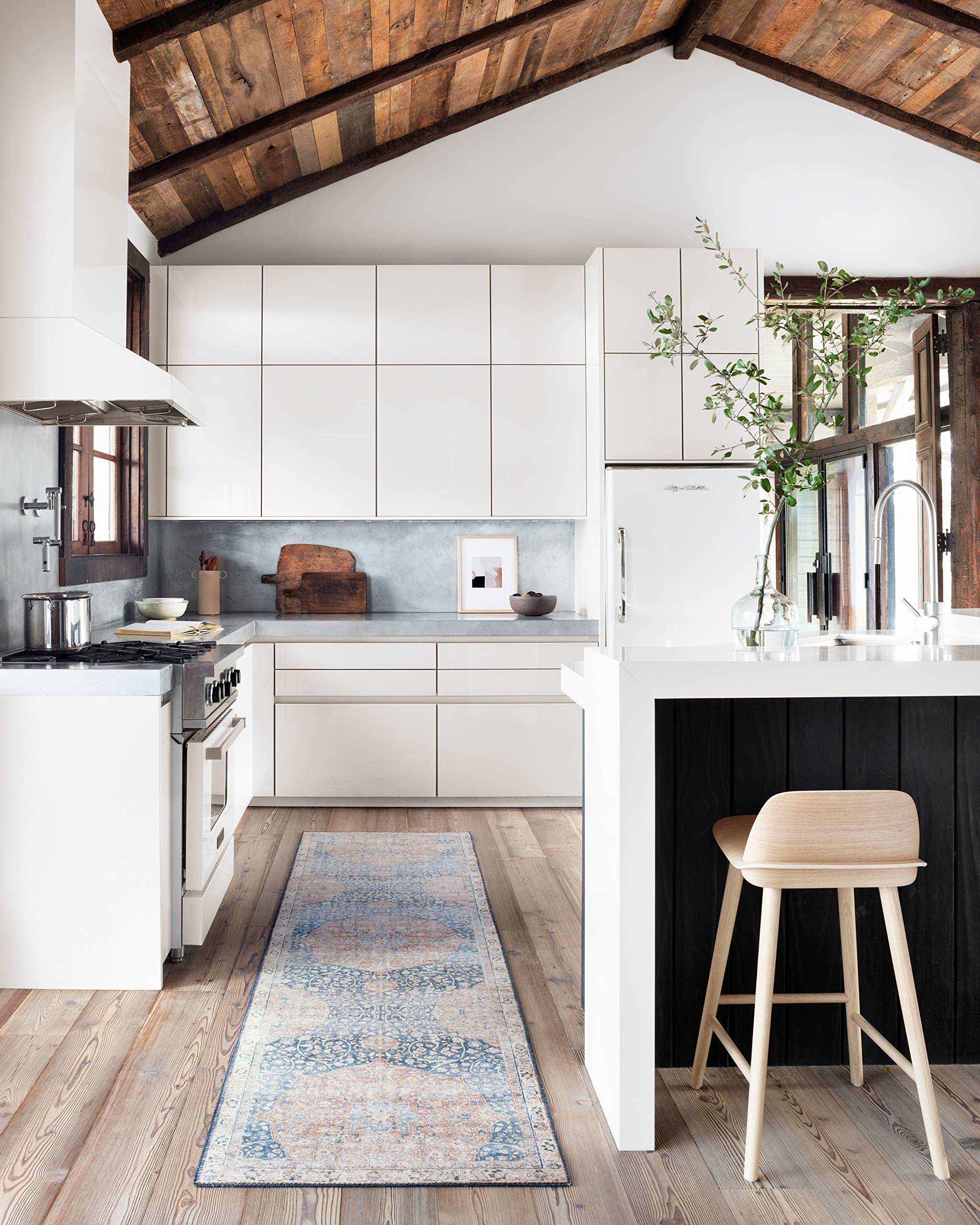 Loloi Layla Collection LAY-07 Blue/Tangerine 2'-6" x 9'-6" .13" Thick Runner Rug, Soft, Durable, ... | Amazon (US)