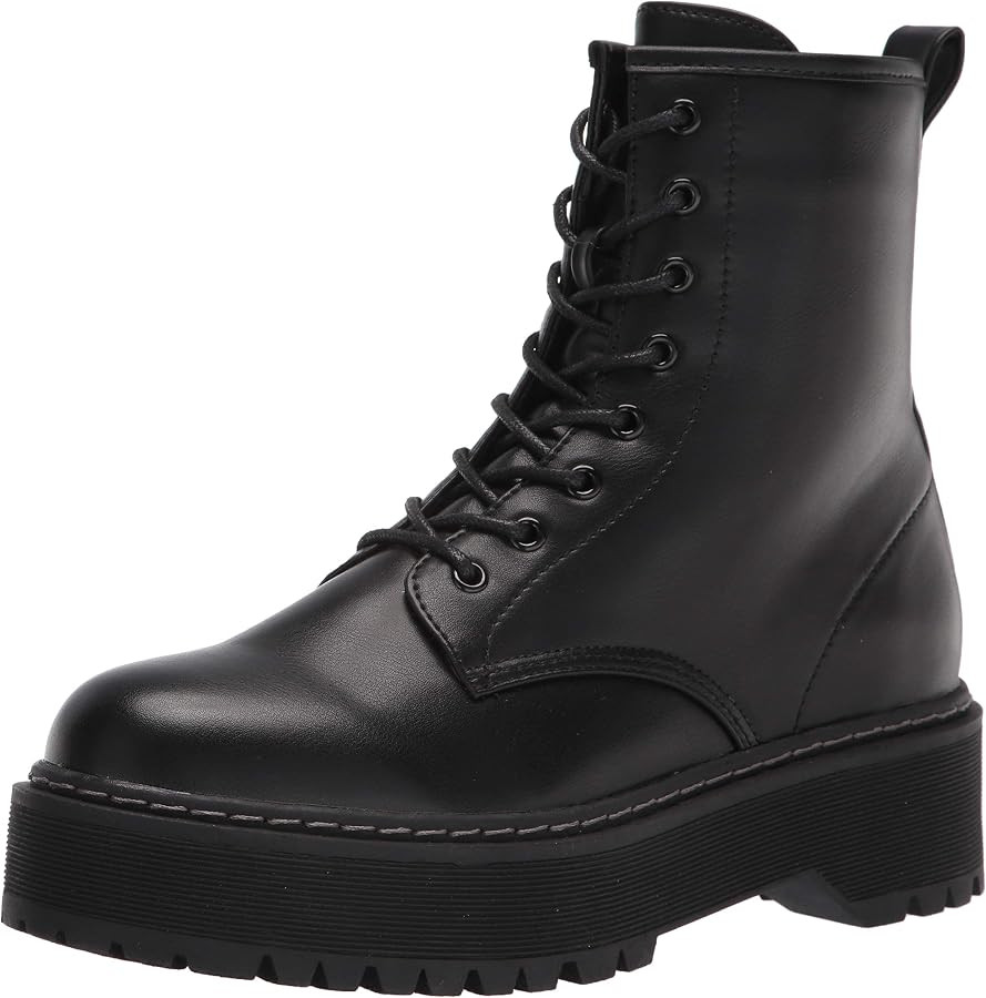 Steve Madden Women's Bettyy1 Boot | Amazon (US)