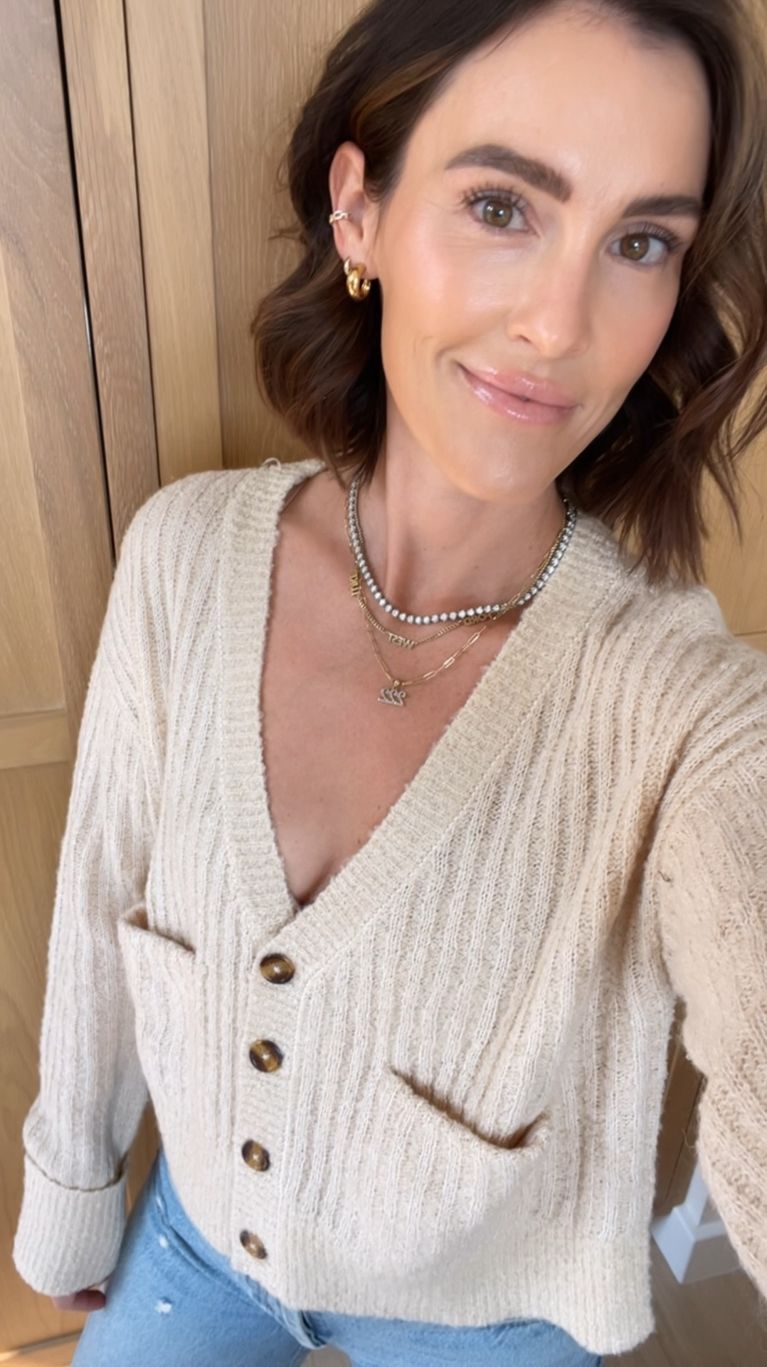 FASHION \ fall outfit: cardigan sweater (s), favorite straight leg jeans (25) and UGG platform boots 🤎🤎🤎

#LTKSeasonal