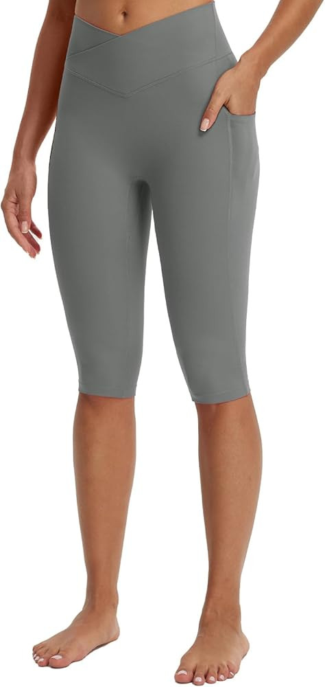 baleaf Women's Knee Length Capri Leggings with Pockets Stretch Casual Exercise Summer Yoga Workou... | Amazon (US)