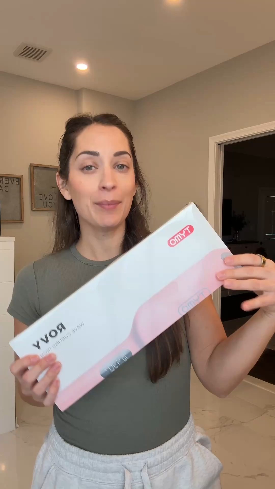 Hair crimper & Shirley temple?! Say no more! 

#LTKdayinmylife #LTKgrwm #LTKBeauty