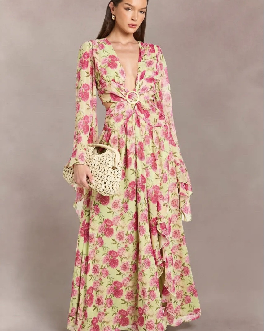 Dramatic floor-sweeping length
Flattering plunge front neckline
Lightweight flowing chiffon fabric
Romantic floral pattern
Description
Dramatic plunge neckline with eye-catching ring detail at the centre
Flowing chiffon fabric with all-over floral print for a romantic aesthetic
Long sleeves with delicate cuffs for an elegant touch
Cascading ruffle detail adds movement and dimension
Floor-sweeping maxi length creates a show-stopping silhouette
Make an unforgettable entrance in this striking chiffon maxi dress. The bold plunge neckline with central ring detail creates a captivating focal point, while the flowing silhouette with cascading ruffles adds graceful movement as you walk. Perfect for evening soirées and special nights out, this dress commands attention without trying too hard. Style with strappy heels and a woven clutch bag as shown for a balanced look that lets the dress shine. For cooler evenings, drape a lightweight shawl over your shoulders. This versatile piece transitions beautifully from cocktail parties to upscale bars and club events, ensuring you're dressed to impress wherever the night takes you. The floral pattern and feminine details make this a standout choice for those who want to combine boldness with botanical charm.
@boohoo

#LTKSaleAlert #LTKdayinmylife #LTKU